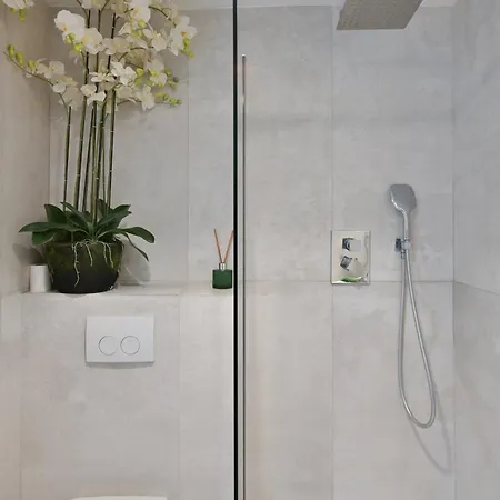 Stunning One-bedroom, Marais - Place Des Vosges *