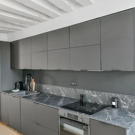 Appartement Stunning One-bedroom, Marais - Place Des Vosges Parijs